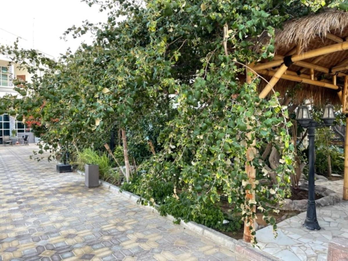 Alhosani Property Abu Dhabi Buitenkant foto